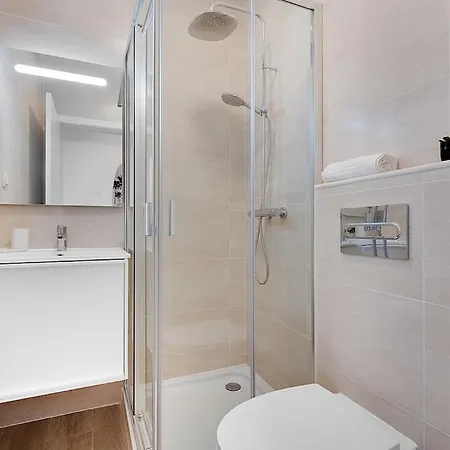 Apartman 13 Esteva 1ºc 5 Min To The